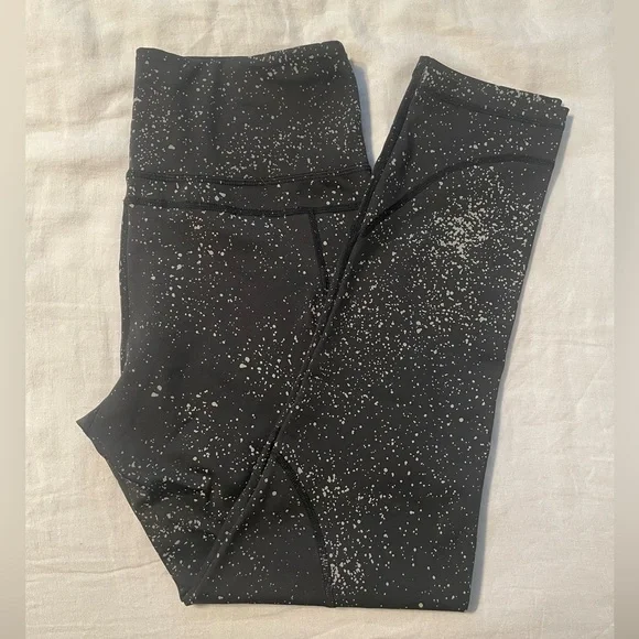 Zyia Black Reflective Light n Tight Hi-rise 24" Leggings Sz 8-10 - Picture 7 of 10